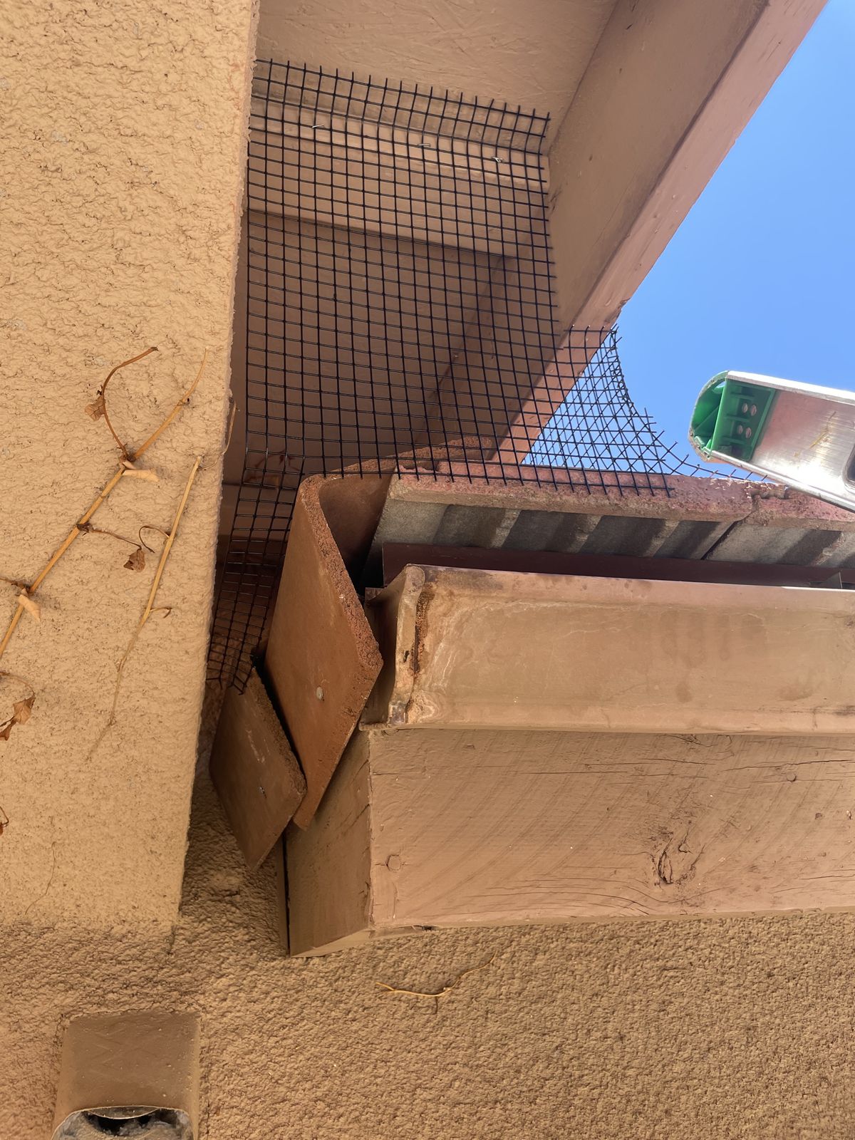 Alcove Screen Installations - photo 37